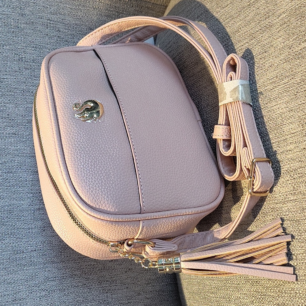 🩷 Gloria Vanderbilt Crossbody Purse! Blush. New With Tags!